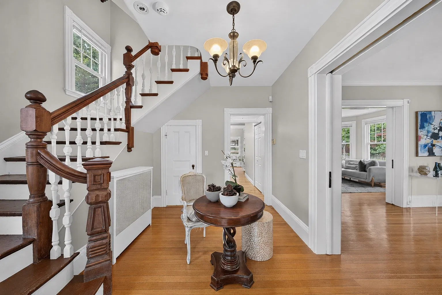 4 bed, 4.0 bath, 2418 sqft, $6,350 — Photo 4