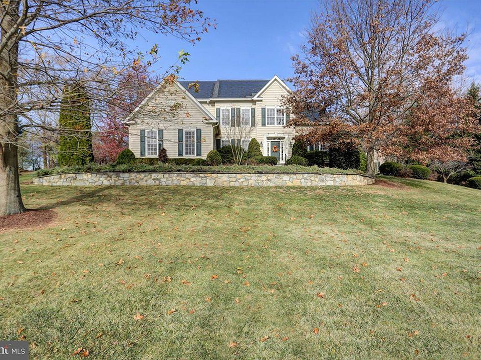 1st image of 9714 Clydeleven Dr