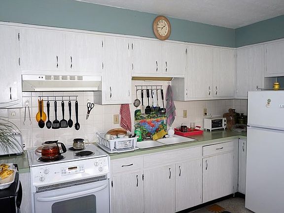 3rd image of 4356 Tahitian Gardens Cir APT H