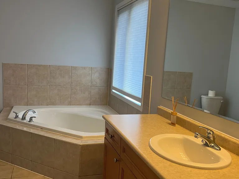 870 McEwan Dr — Photo 9