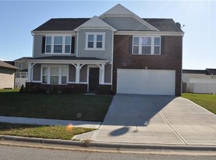 4691 Maplelawn Dr, Columbus, IN 47203