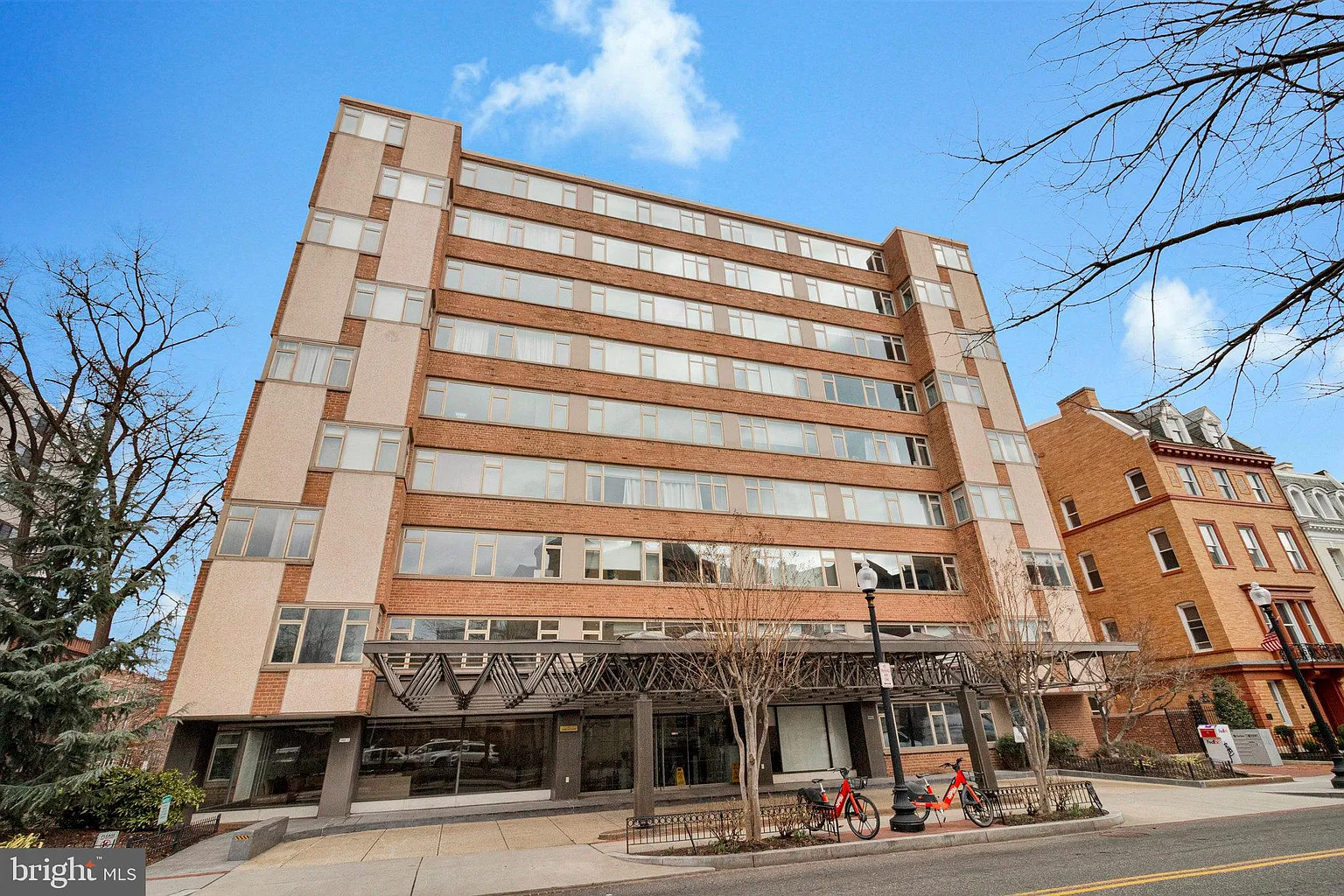 1545 18th St NW Unit 201 photo 1