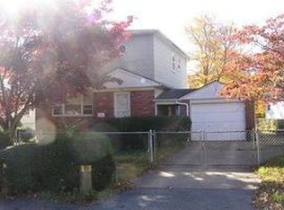 1576 Fletcher Ave, Merrick, NY 11566