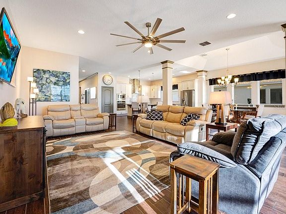 5th image of 16454 Good Hearth Blvd