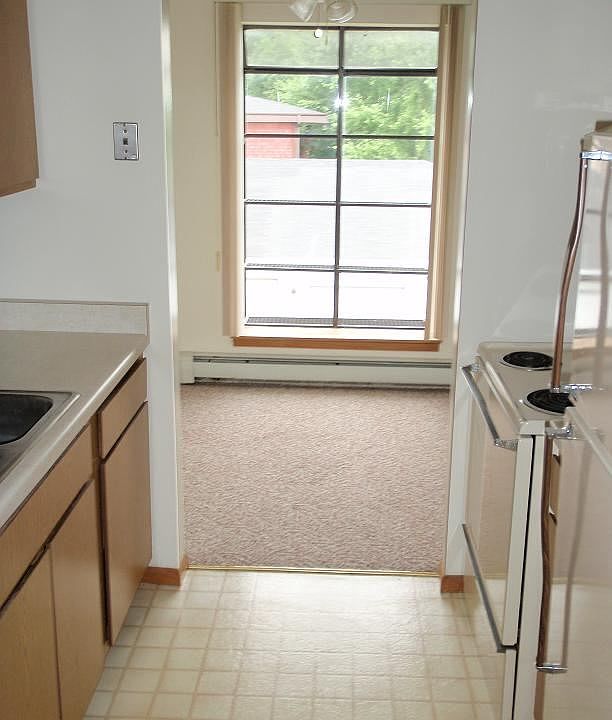 Kitchen, Dining Room, GW
