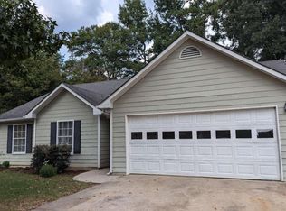 1330 Opal Cir, Lawrenceville, GA 30043