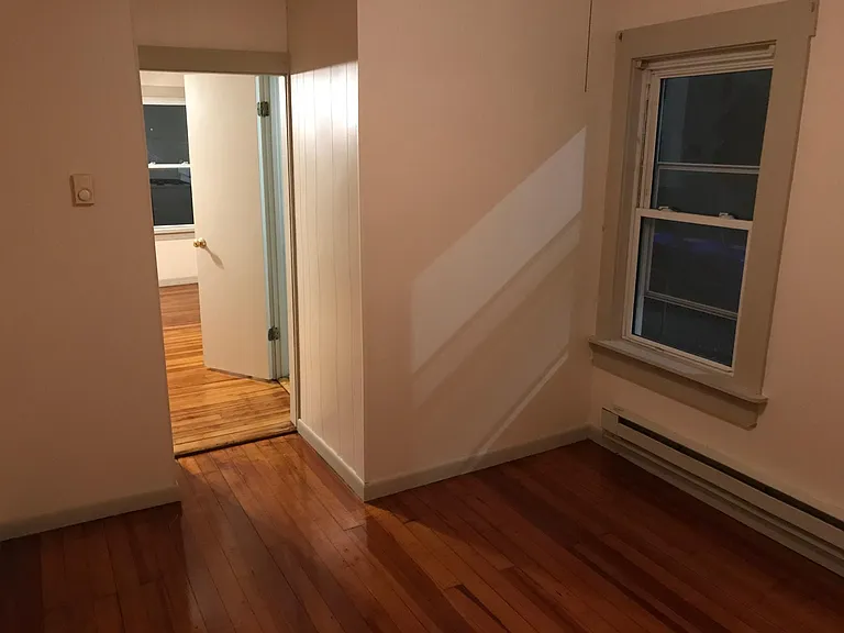 87 Oak St #1F — Photo 9