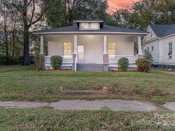 319 Chestnut St, Rock Hill, SC 29730