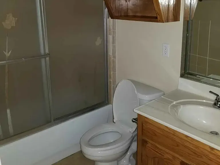 703 Dalobo Blvd — Photo 7