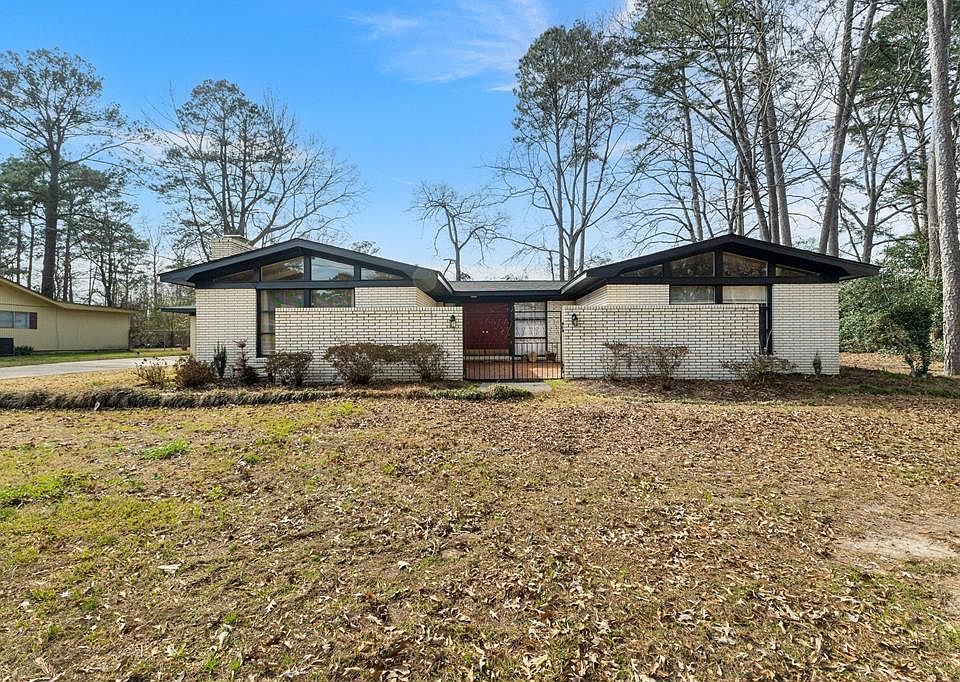 1st image of 56 Mar Ree Dr