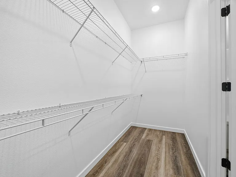 1759 S West St — Photo 21