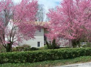 193 Beverly Rd, South Huntington, NY 11746