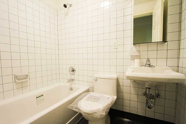 Rented by Zumper Inc | media 24