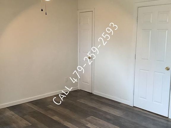 2nd image of 515 Franklin St