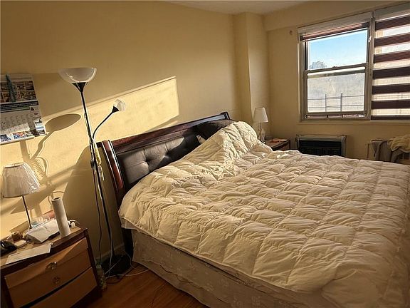 3rd image of 2475 W 16th St APT 7E