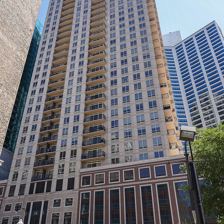 1st image of 1111 S Wabash Ave APT 1703