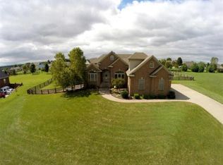 179 Eagles Bluff Ct, Shepherdsville, KY 40165