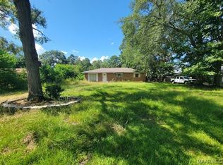 92 Meadow Lane Dr, Elmore, AL 36025