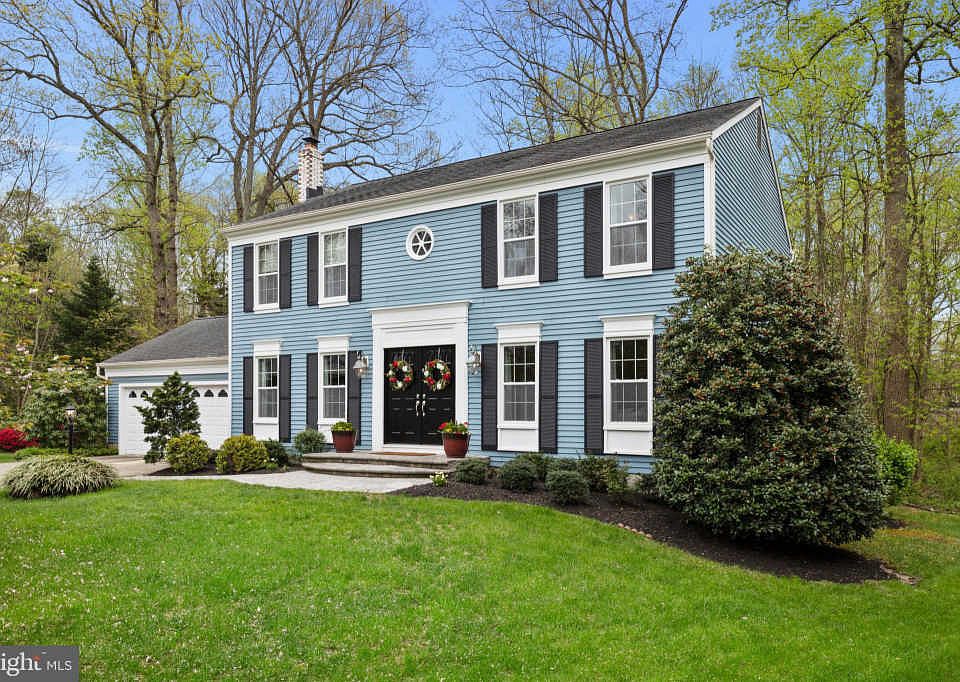 1st image of 741 Mimosa Ct