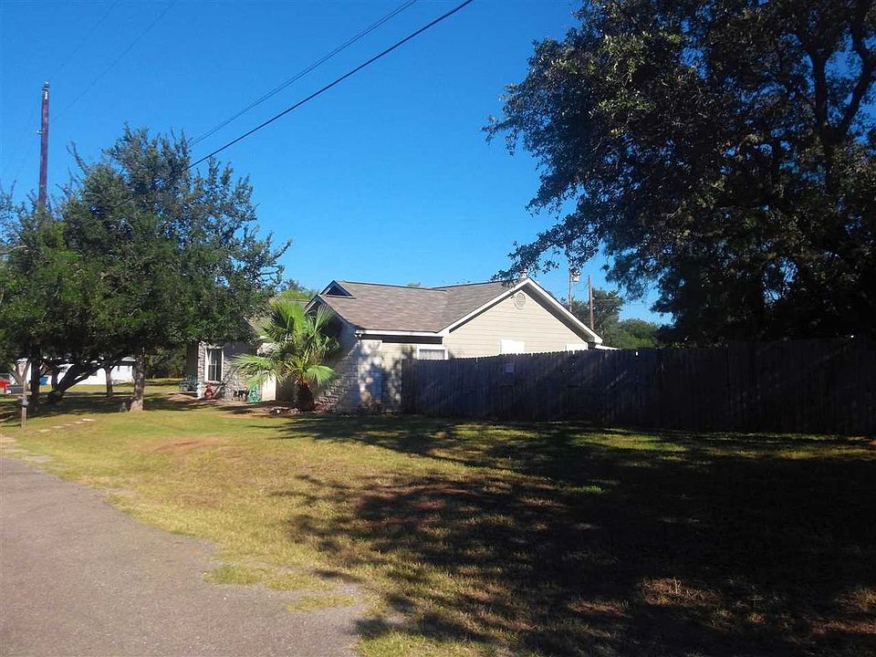 1st image of 226 Friar Tuck Ln