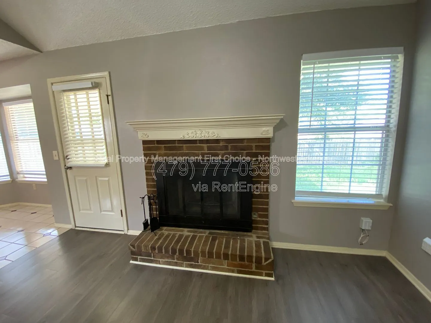 3 bed, 2.0 bath, 1268 sqft, $1,600 — Photo 3