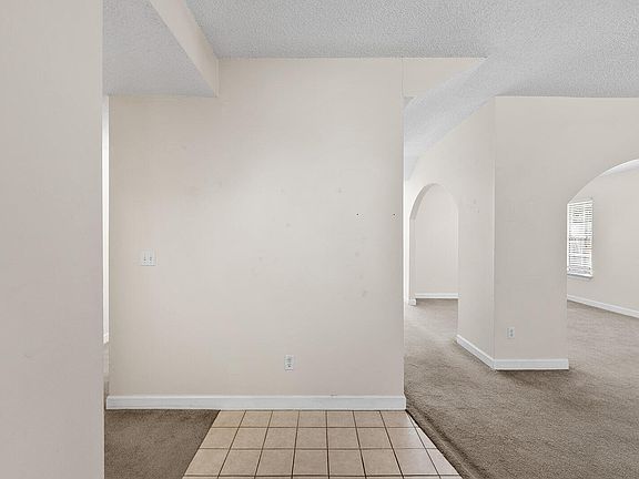 2nd image of 188 Wright Cir