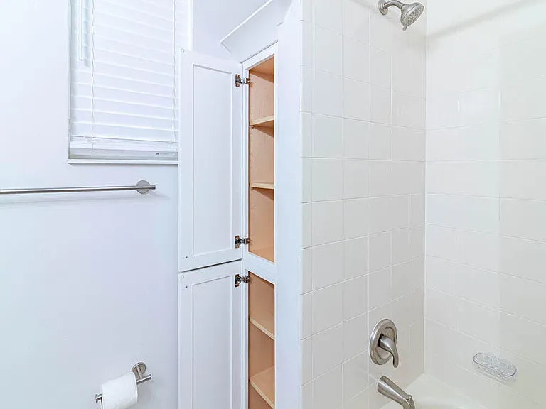 356 SE Bloxham Way — Photo 43