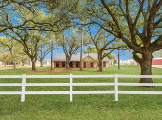 17115 County Road 831, Pearland, TX 77584