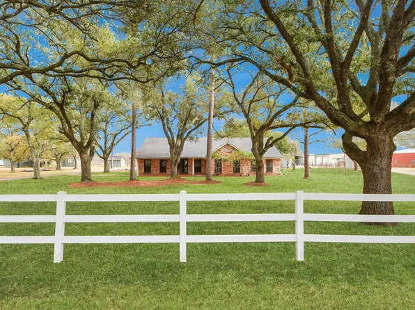 17115 County Road 831, Pearland, TX 77584