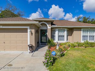 12325 Jaybird Rd, Weeki Wachee, FL 34614