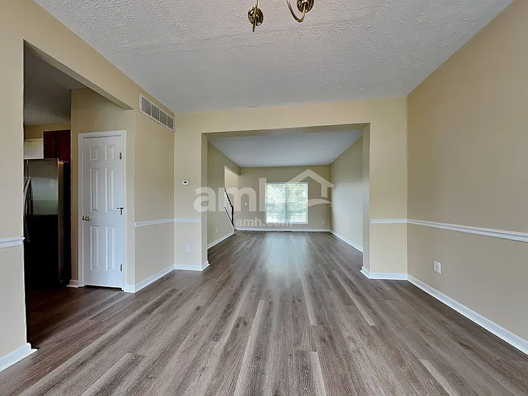 4558 Randall Dr — Photo 6
