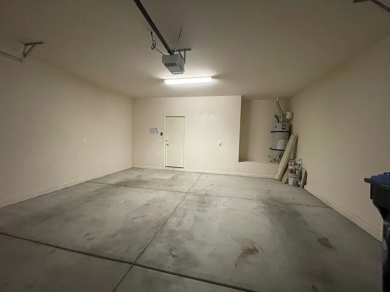 2124 Del Aqua Ave — Photo 30