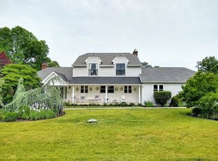 6425 Huntsmen Dr, Harrisburg, PA 17111