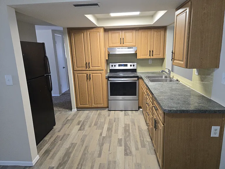 9240 Saint Regis Ln — Photo 7