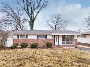 524 Acorn Dr, Saint Louis, MO