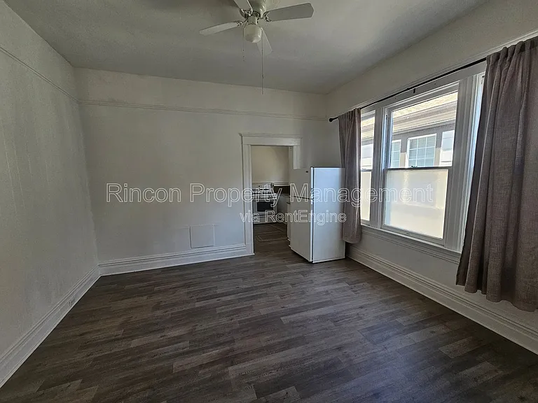 127 S B St #1 — Photo 3