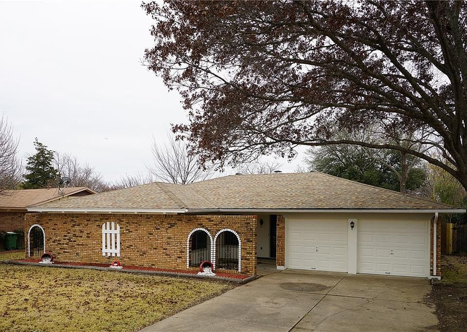1st image of 1914 Briar Meadow Dr