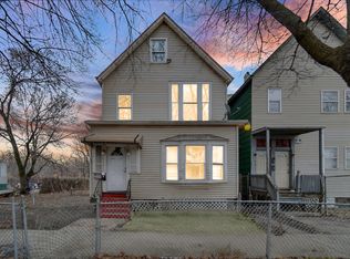 6237 S May St, Chicago, IL 60621