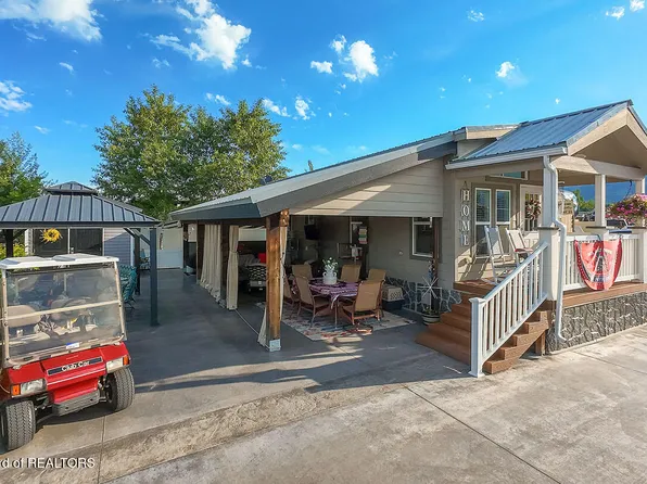 850 Buckboard Dr, Thayne, WY 83127