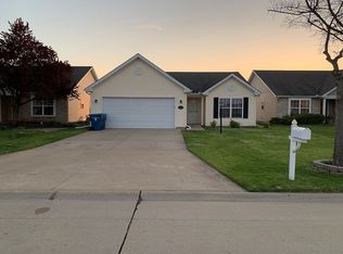 2911 Nobel Dr, Champaign, IL 61822