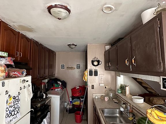 5th image of 1270 Prairie Ave Unit C