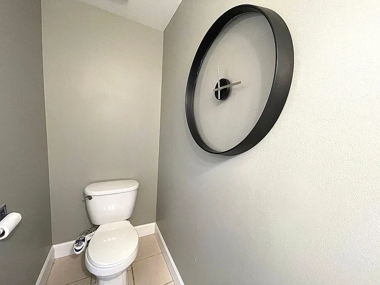 3 Echo Ct #9 — Photo 18