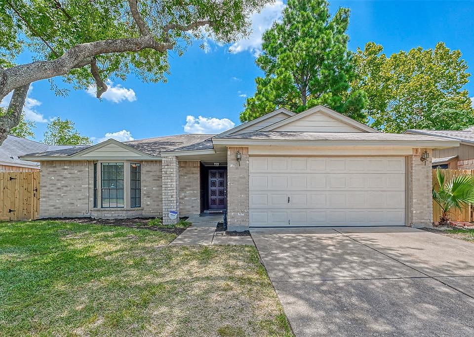 1st image of 11519 Dell Hollow Dr