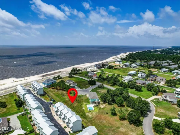 2 Sea View Cir, Long Beach, MS 39560