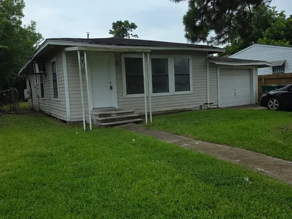 242 Bolden St, Houston, TX 77029