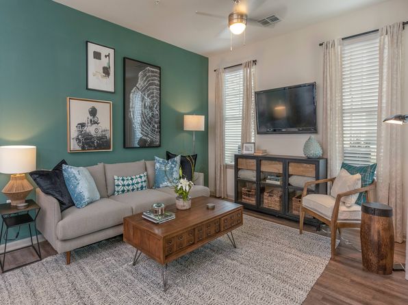 1612 Versailles Business Pkwy #5-0513