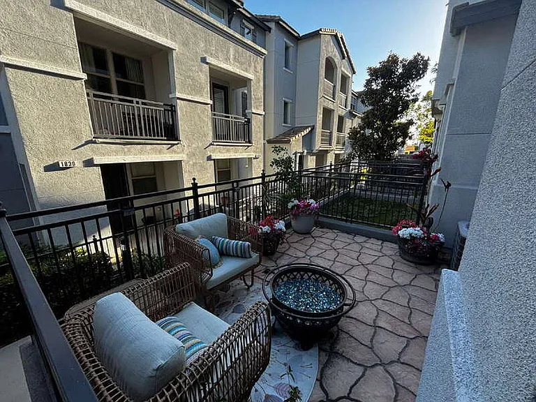 1844 N Orizaba Ave — Photo 5