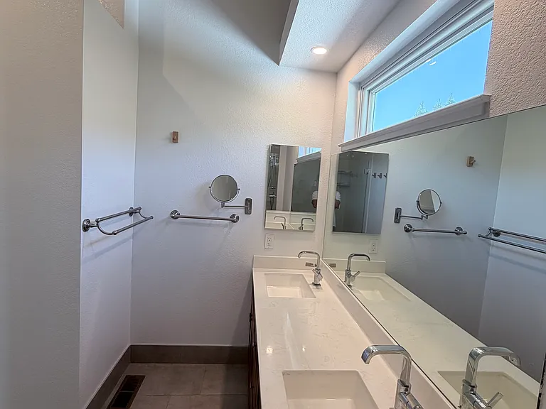 154 Panorama Dr — Photo 9