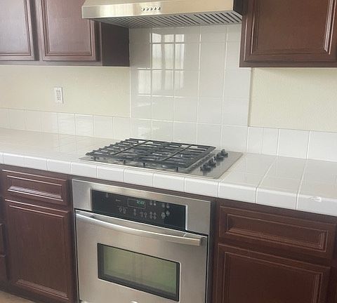 4th image of 11736 216th St