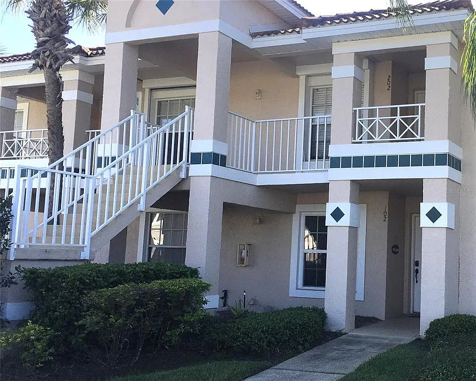 2 bed, 2.0 bath, 1013 sqft, $1,750 — Photo 1